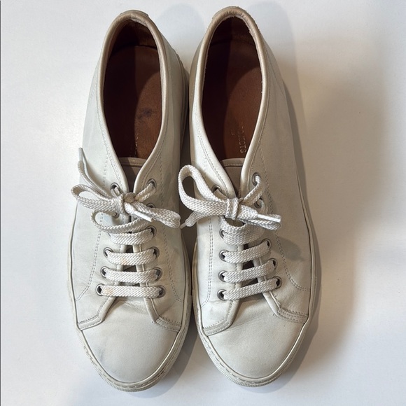 Common Project Sneakers - Picture 2 of 6